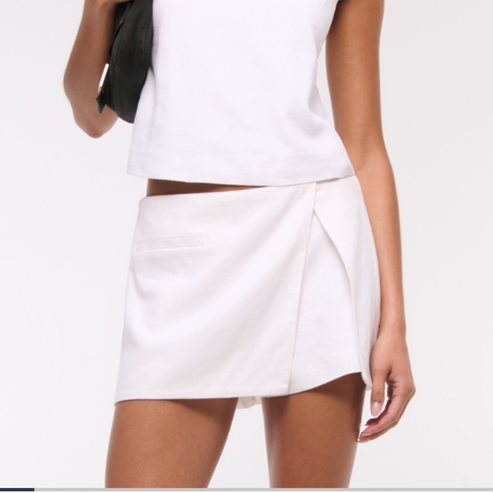 Abercrombie & Fitch White Linen Skirt
